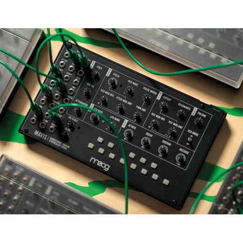 Синтезатор MOOG MAVIS